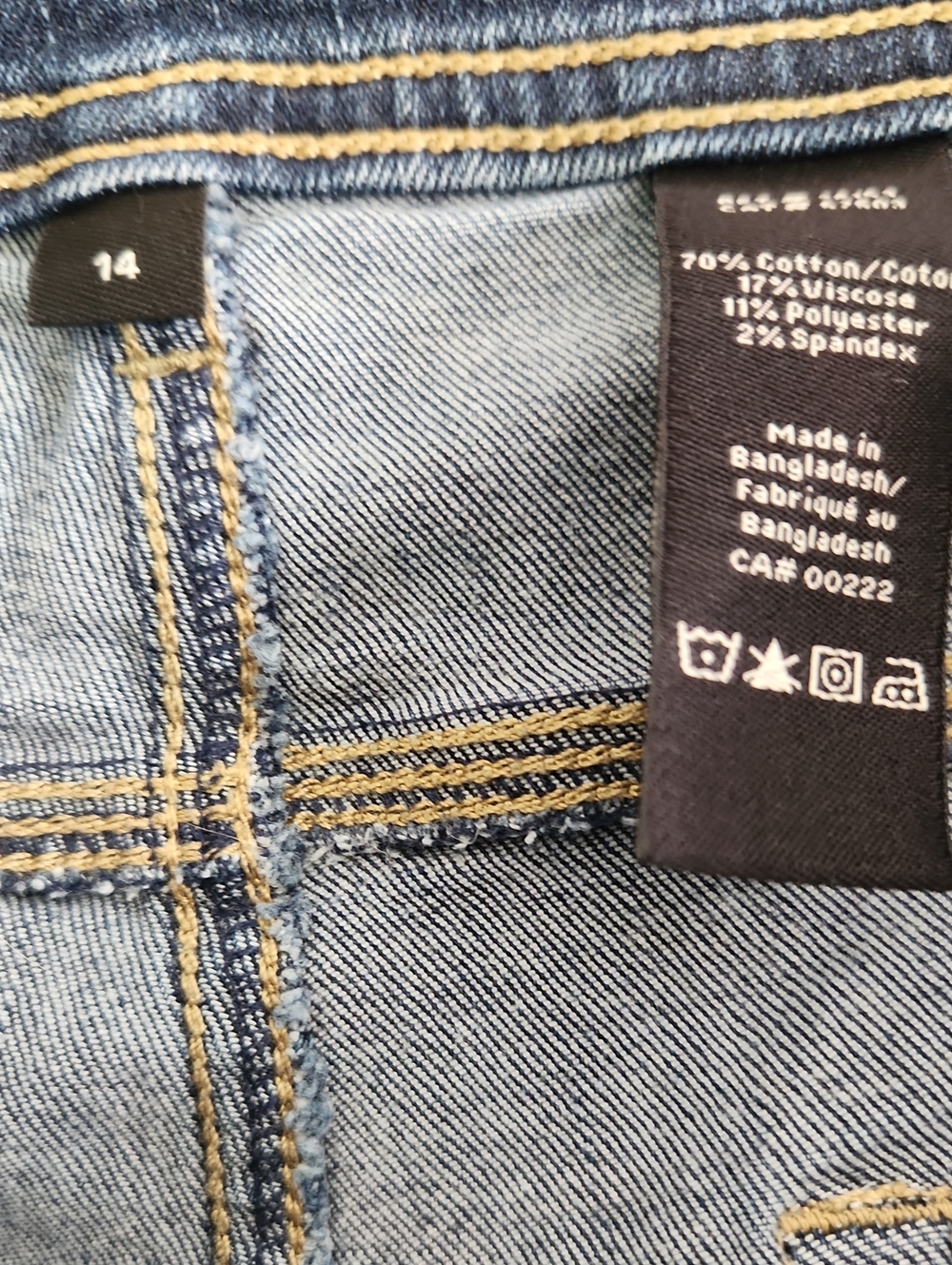 Denim Capris - Picture 2 of 4